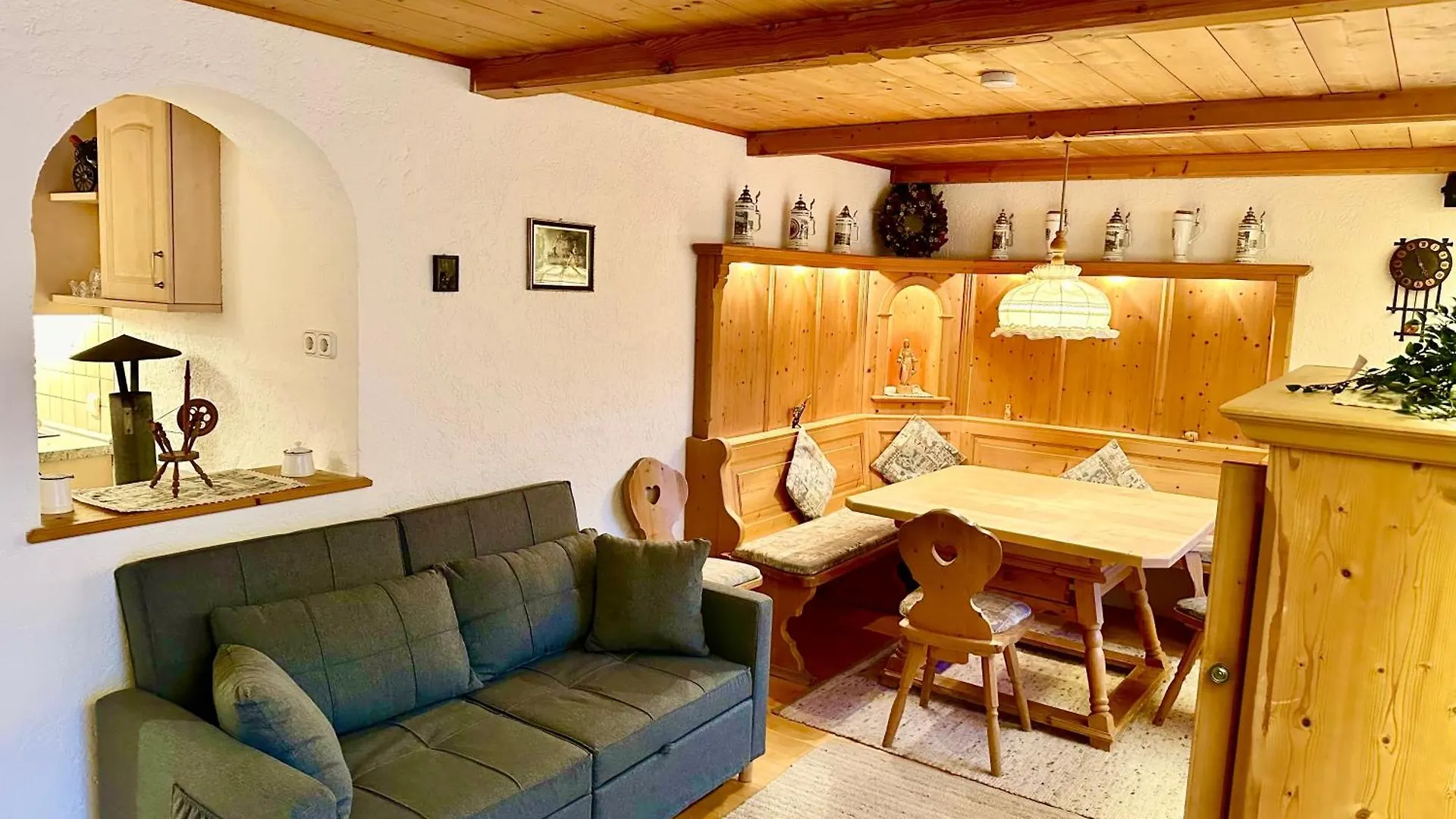 Apartment Suite Sinja Erlebnisferienwohnung Hausham